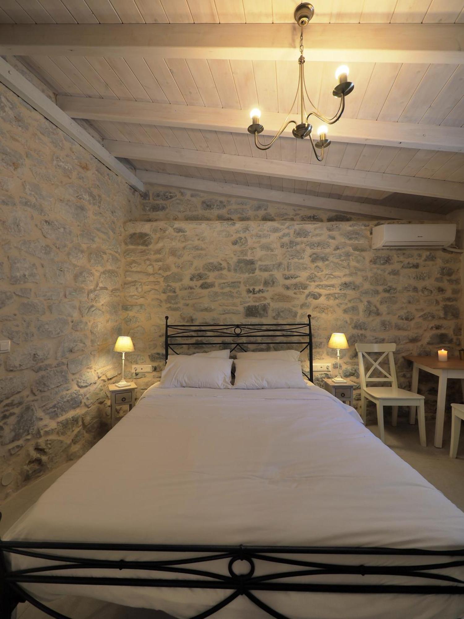 Sophia Areopoli Guesthouse Екстер'єр фото